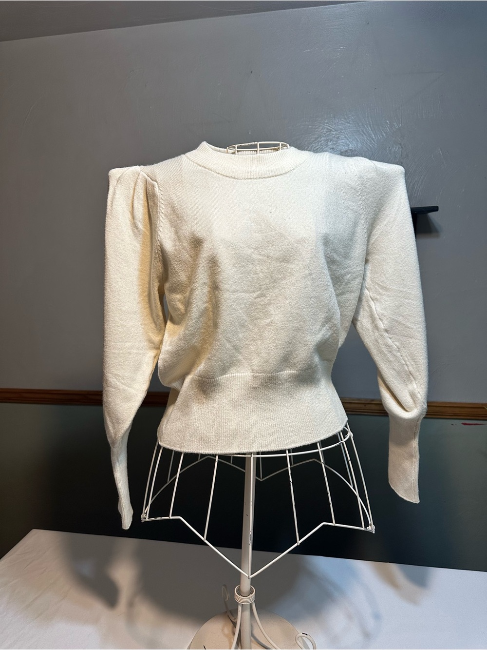 French Connection Cream Puff-Sleeve Knit Sweater size medium